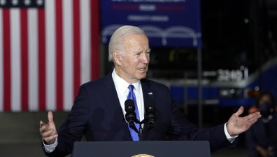 Напрежението между САЩ и Русия срина рейтинга на Байдън