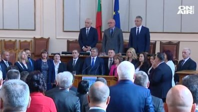 20 нови депутати положиха клетва в НС