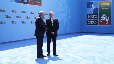 Тагарев пред НАТО: Адаптираме отбранителната индустриална база за нуждите Украйна