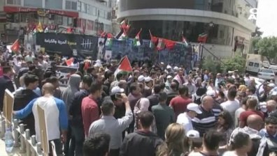Израел удари тренировъчен център на Хамас