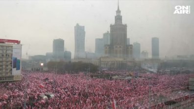 100 години независима Полша: Националисти изгориха знамето на ЕС