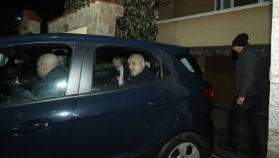 Борисов, Горанов и Арнаудова обжалваха арестите, решава се може ли да съдят МВР