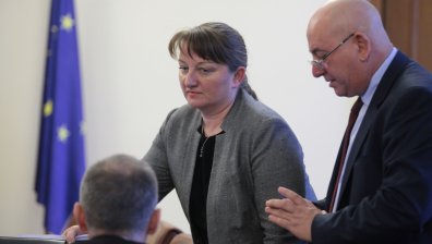 Предлагат глоба до 30 000 лв. при бавене на осигуровки и заплати