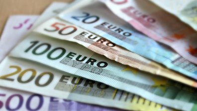 Всеки втори българин е против приемането на еврото - липсва достатъчно информация