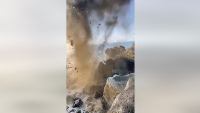 Черно море подмята мини към бреговете, една избухна край Одеса (+ВИДЕО)