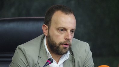 Разбиха група за трафик на мигранти, тарифата била от хиляда до 3 000 евро на човек