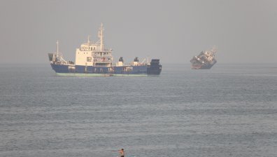 Иран и Оман договарят нов маршрут за преминаване на кораби през Ормузкия проток
