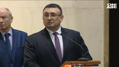 Спецакция на МВР в цялата страна, разпитват Златко Баретата