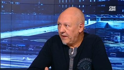 Басистът на "Тангра": Очевидно е, че има нужда от промяна