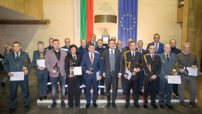 Отличиха най-добрите огнеборци за миналата година (СНИМКИ)