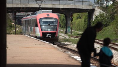 В БДЖ е критично: 764 млн. евро задължения, 50% от мрежата е с ограничена скорост