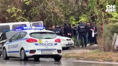 Във Велико Търново заловиха 14 мигранти и 4-ма каналджии