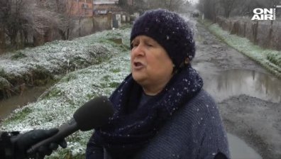Безсънна нощ в Дебелт заради опасност от водно бедствие