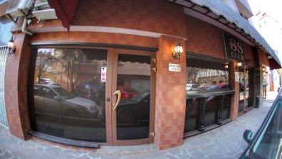 Само за членове: Ето го частния клуб, където Мартин Божанов е събирал магистратите (СНИМКИ)