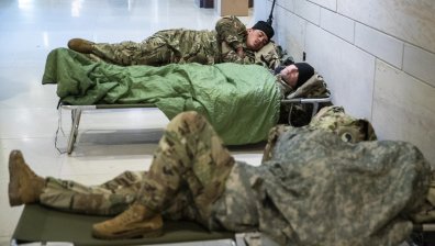 Транссексуални ще могат отново да служат в армията на САЩ
