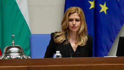 ГЕРБ събира подписи за оставката на Доцова и за извънредно заседание