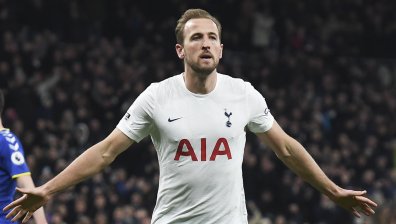 "Тотнъм" тресна рутинно "Брайтън" и остана в битката за топ 4