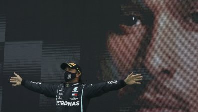 Хамилтън подобри легендарен рекорд на Шумахер