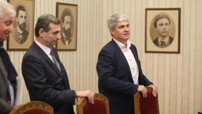 КНСБ: Ще обезщетят с 60% от дохода 100 000 работещи