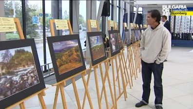 Красиви гледки от България посрещат туристи на летището в София