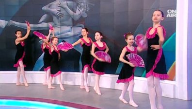 Български деца се учат на майсторство от американски балет