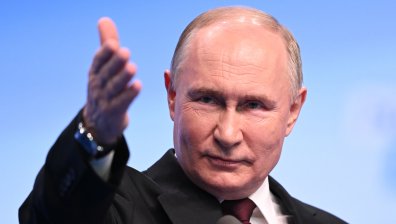 Владимир Путин ги нарича "деца чудо": Какво знаем за руските шпиони?