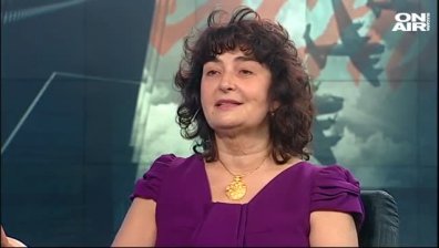Как се става лорд за 200 лева и имат ли българите склонност към предателство?