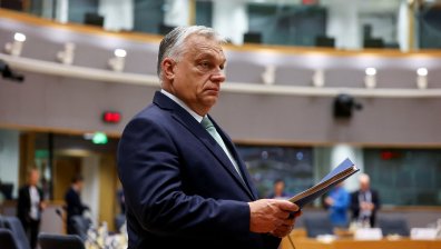 Орбан заплаши със съд неспазващите забраната за гей парада