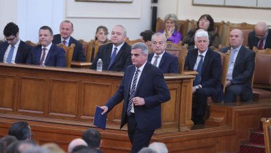 "Продължаваме промяната": Зад кабинета "Габровски" се крият коалиции по интереси