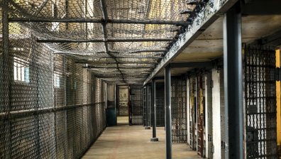 3 месеца затвор и 10 000 лв. глоба за мъж от Попово, нарушил карантината 3 пъти