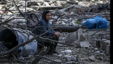 Израел удари Южен Ливан, обстрелва Ярин с фосфорни снаряди