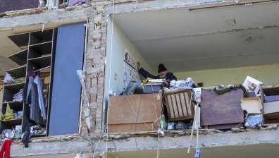 Киев се отказва от стремежа си към връщане на Крим и Донбас по военен път