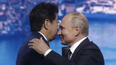 Путин няма да присъства на погребението на Шиндзо Абе