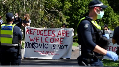 Австралия: Джокович е свободен да напусне страната