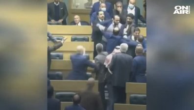 След спор за равенството между половете: Бой в парламента в Йордания