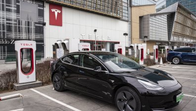 В Китай ограничиха автомобилите на Tesla, били заплаха за националната сигурност