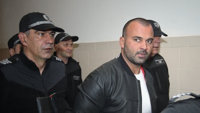 Димитър Любенов се врязал със 195 км/ч в колата на французите