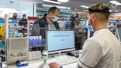 БЛС бие тревога: Тотален хаос с е-рецептите, върнете хартиените!