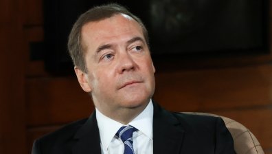 Медведев за хиперзвуковата ракета "Циркон:" Ще постои близо до Вашингтон, радвайте се