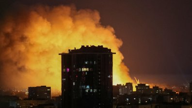 Удари между Украйна и Русия, в Харков хората прекараха нощта в бомбоубежища