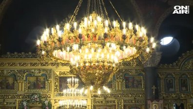 Десетки се помолиха за здраве и изцеление в деня на Благовещение