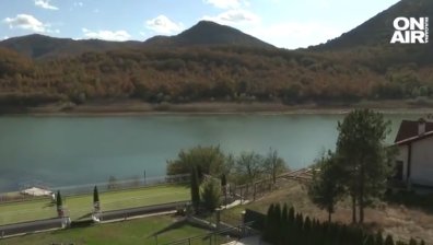 Любовта е във въздуха: Водите на яз. "Цонево" е безмълвен свидетел на вричането във вечна вярност