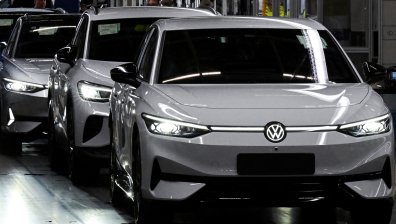 Колосалните загуби на Volkswagen водят до съкращаване на 50 хил. служители