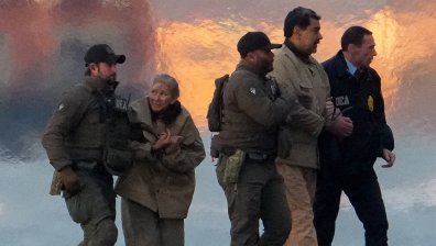 Мадуро и съпругата му: Добре сме, ние сме бойци