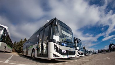 Още 20 нови автобуса потеглят из улиците на София