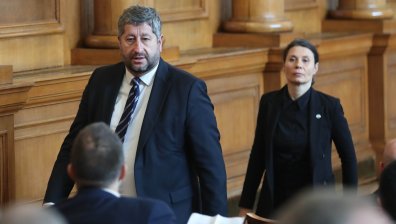 Разпускането на НС блокира съдебната реформа - кой носи вината?