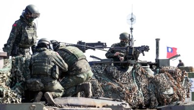 Китай изпрати бомбардировачи към Тайван: Независимост означава война!&nbsp;