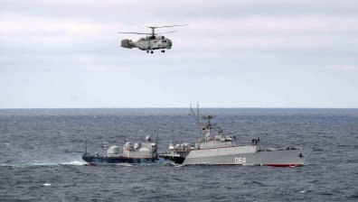 Русия ограничава корабоплаването около Крим