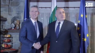 Продължава визитата на генералния секретар на НАТО у нас