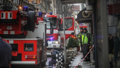 Пламна бивш склад за тютюн в Хасково, няма пострадали